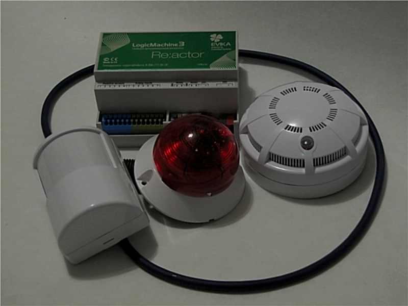 Безопасность